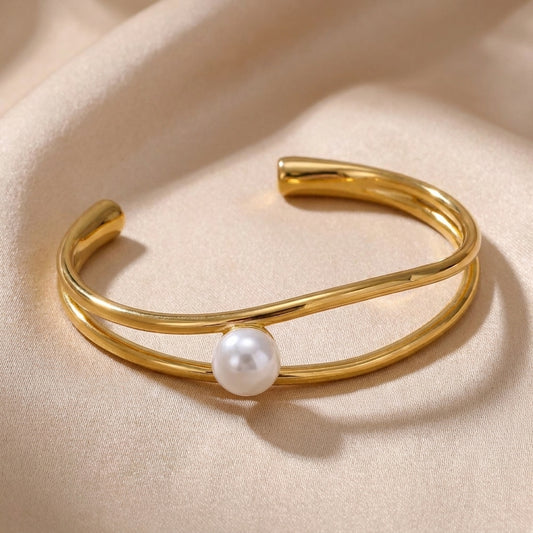 Pearl 18k Gold Plated Open Bracelet